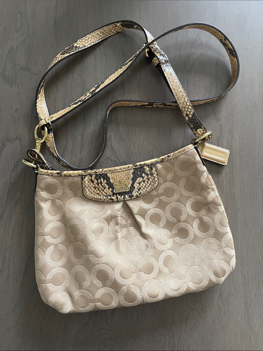 Coach / Crossbody